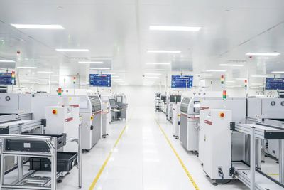 良信海鹽工廠榮登2023“中國標桿智能工廠”百強榜，物聯網技術服務引領產業升級